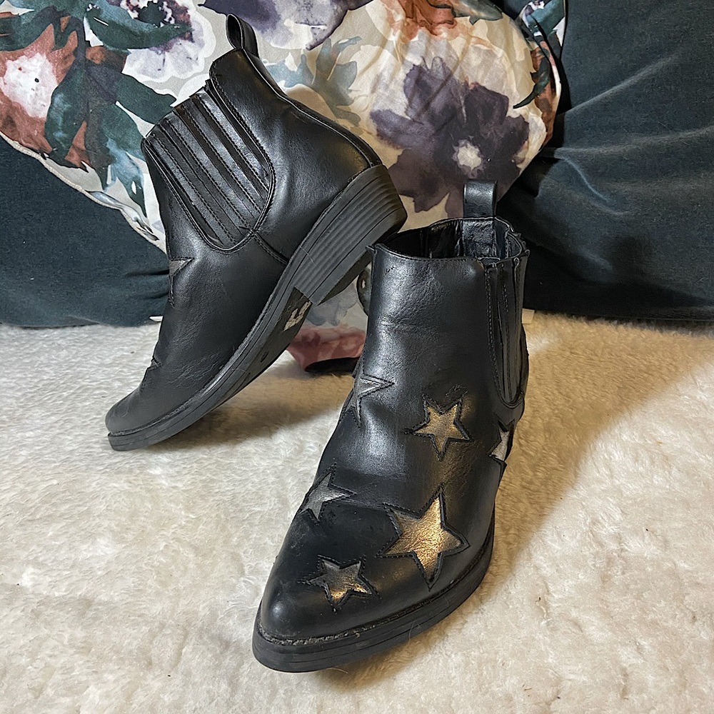 Faux Leather Star Boots